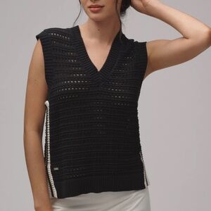 Lune Celeste Crochet Knit Sleeveless Top